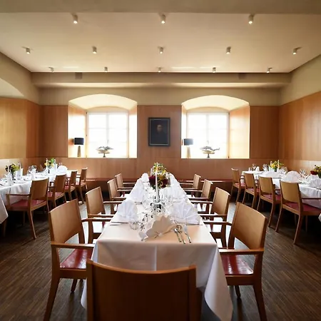 Kloster Frauenberg 3*