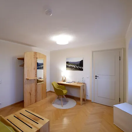 Kloster Frauenberg 3* 풀다