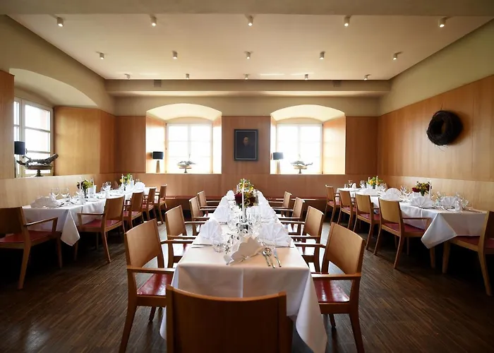 Kloster Frauenberg 3*