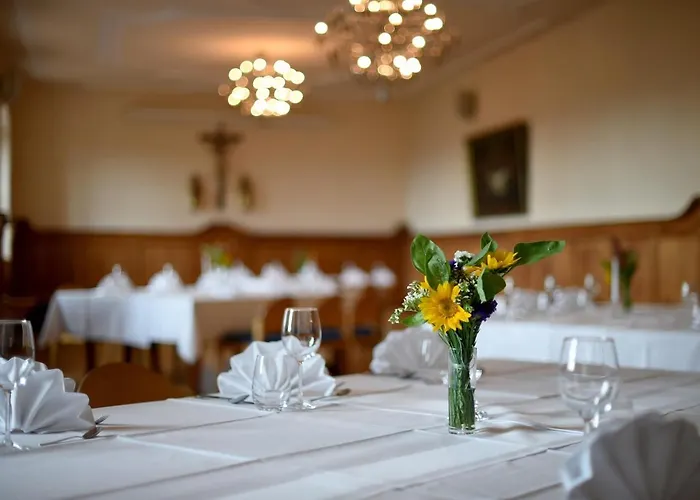 Kloster Frauenberg 3*